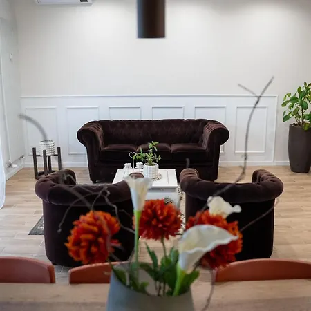Bed & Breakfast Conte Durini & 3*